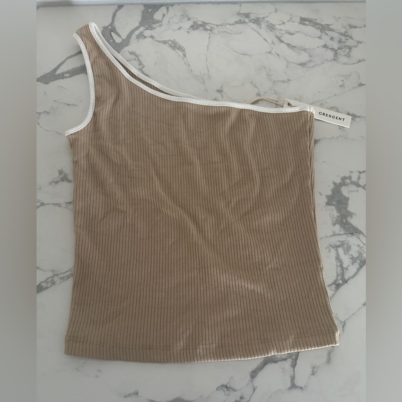 Crescent one shoulder top tan and white size medium - Picture 1 of 4
